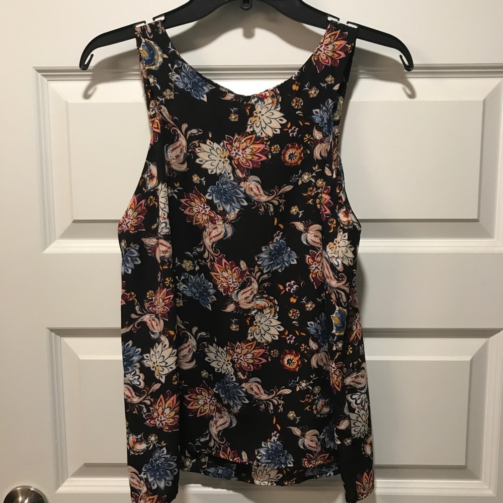 Black multicolor floral tank top New with tags